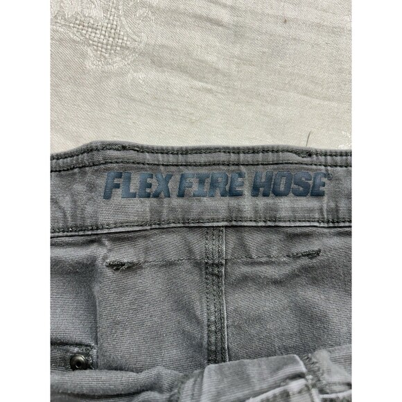 Duluth Trading Co. Men’s Cargo Shorts – Size 48 – Gray Flex Fire Hose Carpenter - Picture 3 of 9